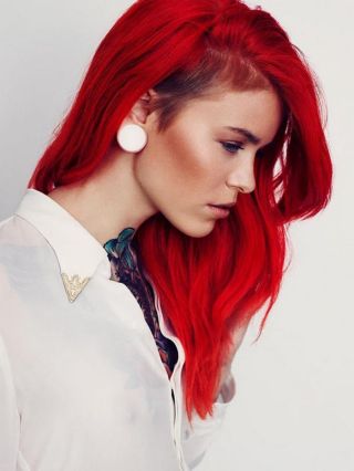 Рыже красные волосы