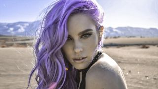Холодный фиолетовый цвет волос