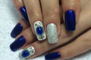 Синие ногти с серебром