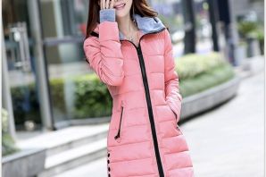 Розовая удлиненная куртка