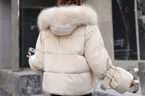 Зимняя куртка с кружевом