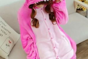 Розовая плюшевая пижама