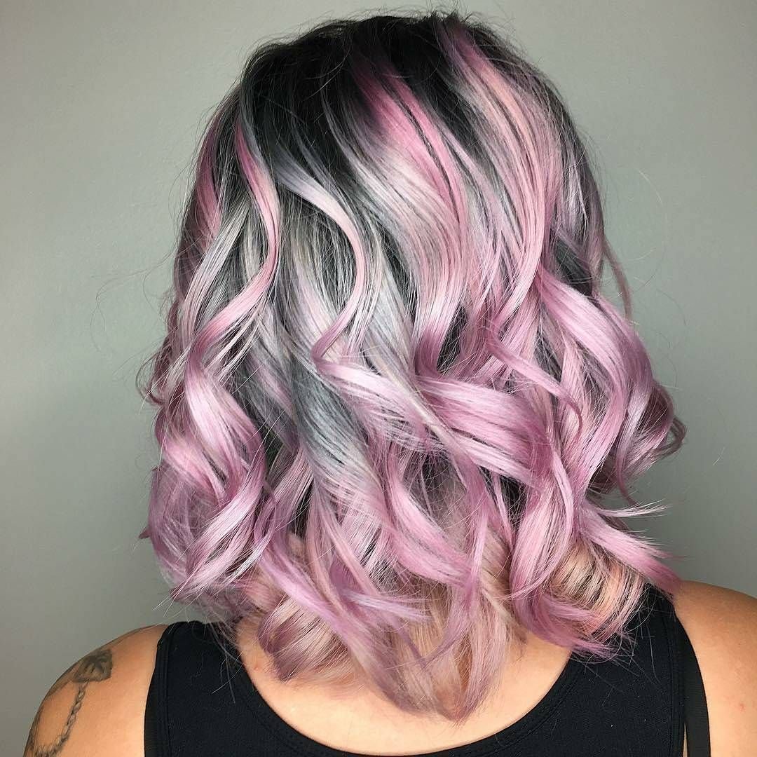 Розовые пряди