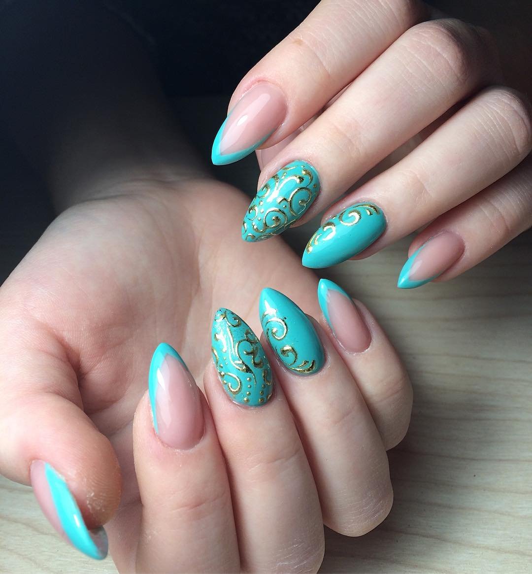 Бирюзовый маникюр с дизайном