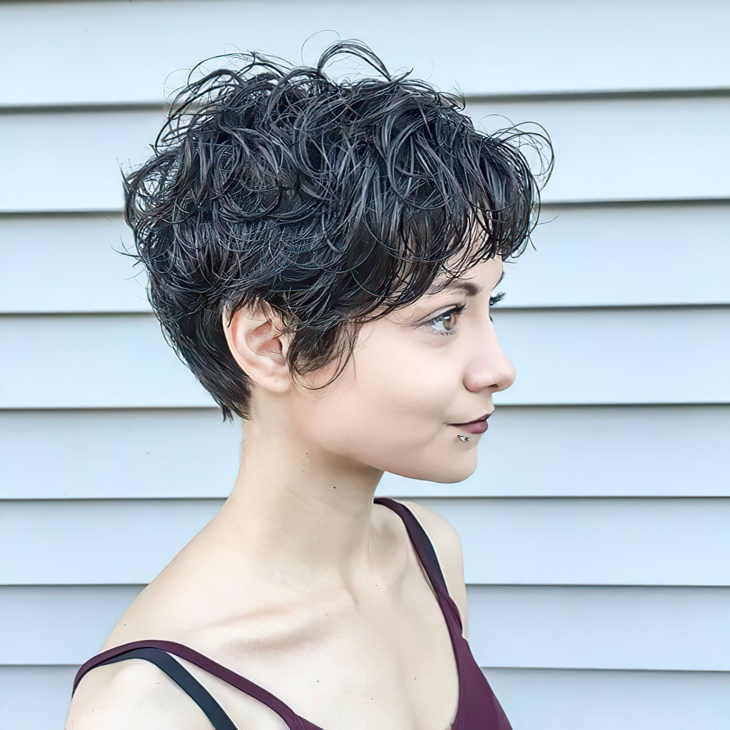 Лучшие женские стрижки для тонких волос осень 2023