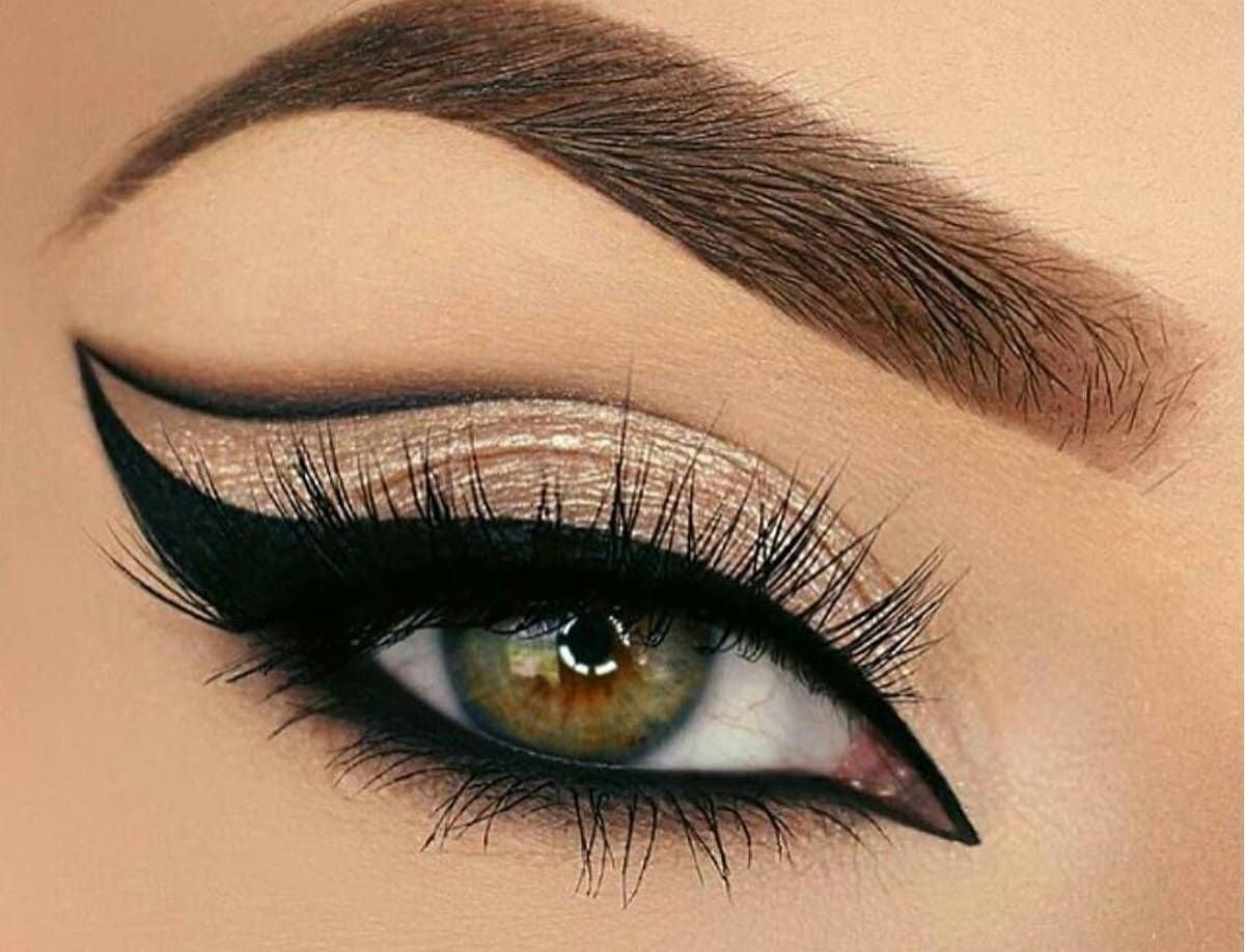 Красивый макияж глаз