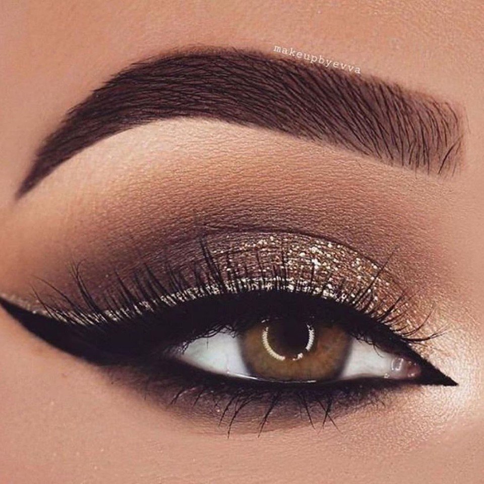 Смоки айз подводка с золотом
