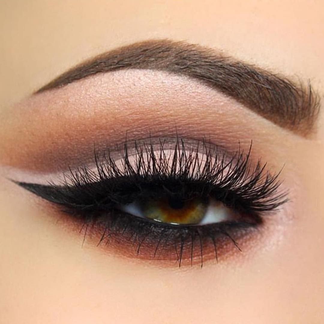 Красивый макияж для карих глаз