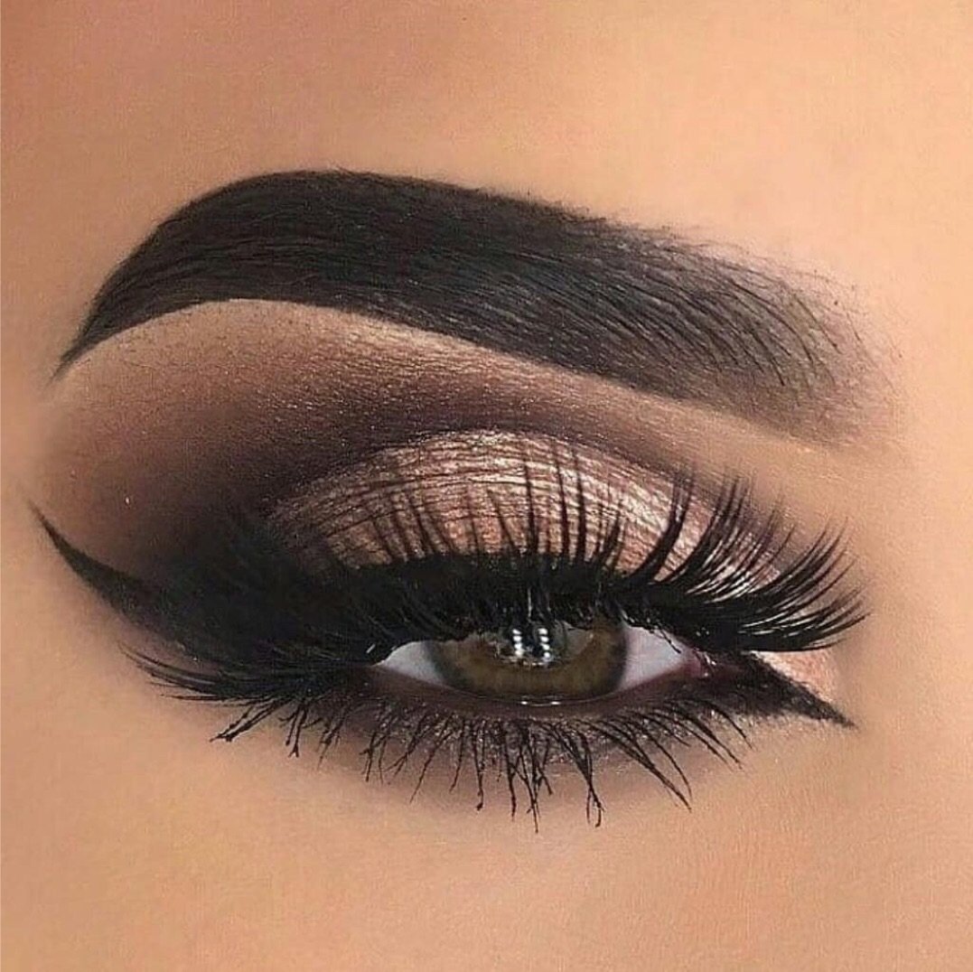 Красивый макияж тенями