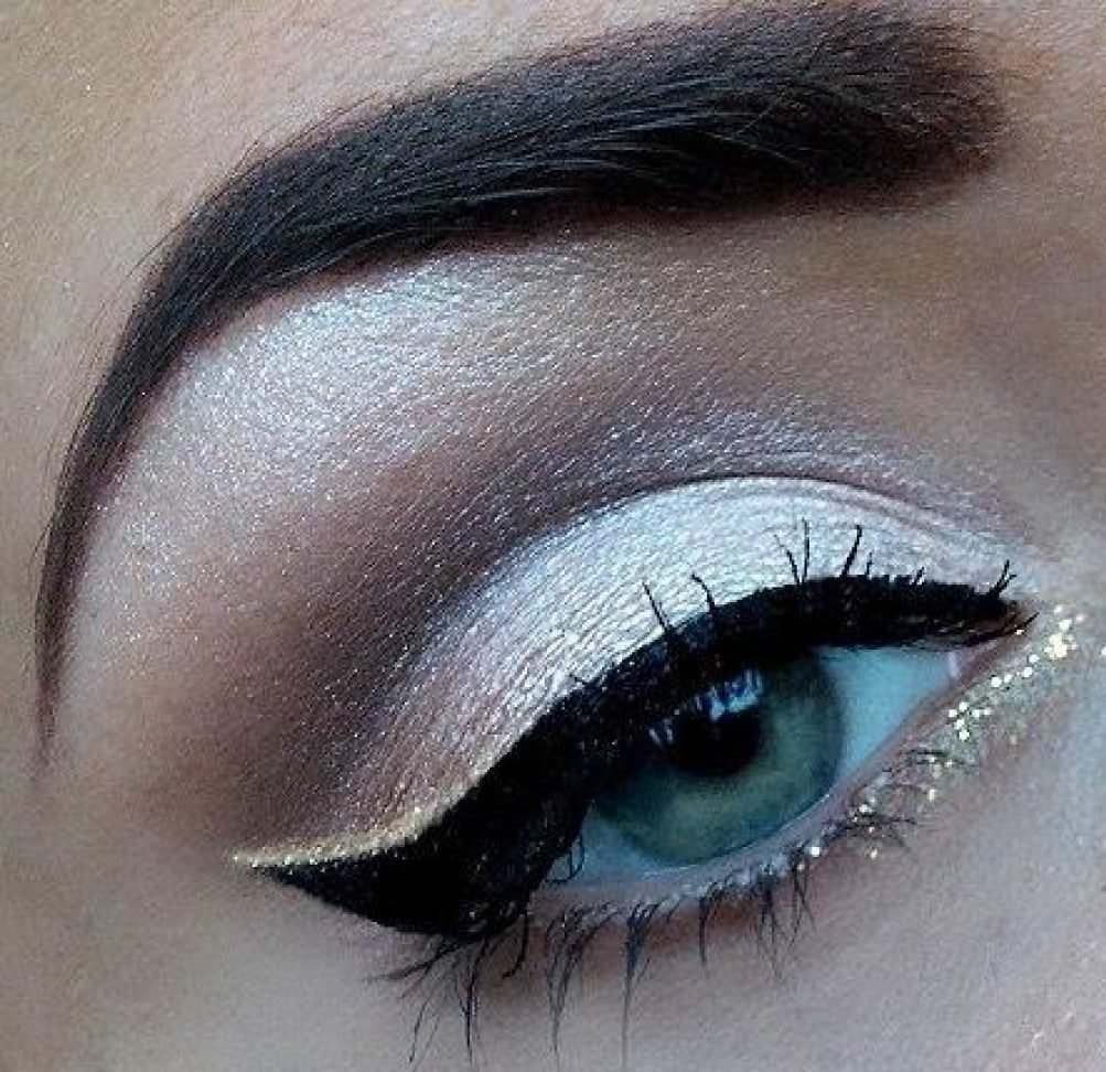 Черно бежевый макияж глаз