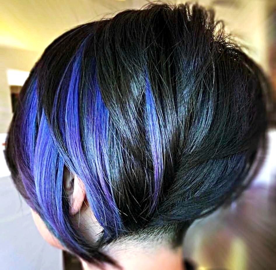 Цветное окрашивание волос на каре