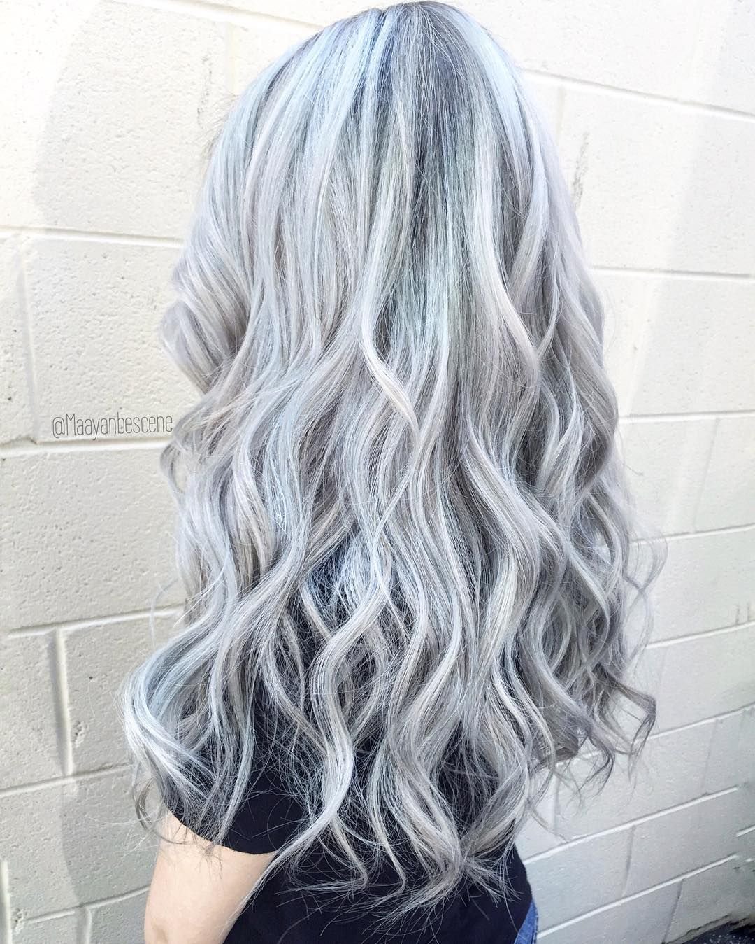 Окраска волос пепельный. Сильвер грей ( Silver Gray ). Лонг балаяж пепельный. Пепельно синие волосы. Серебристые волосы.
