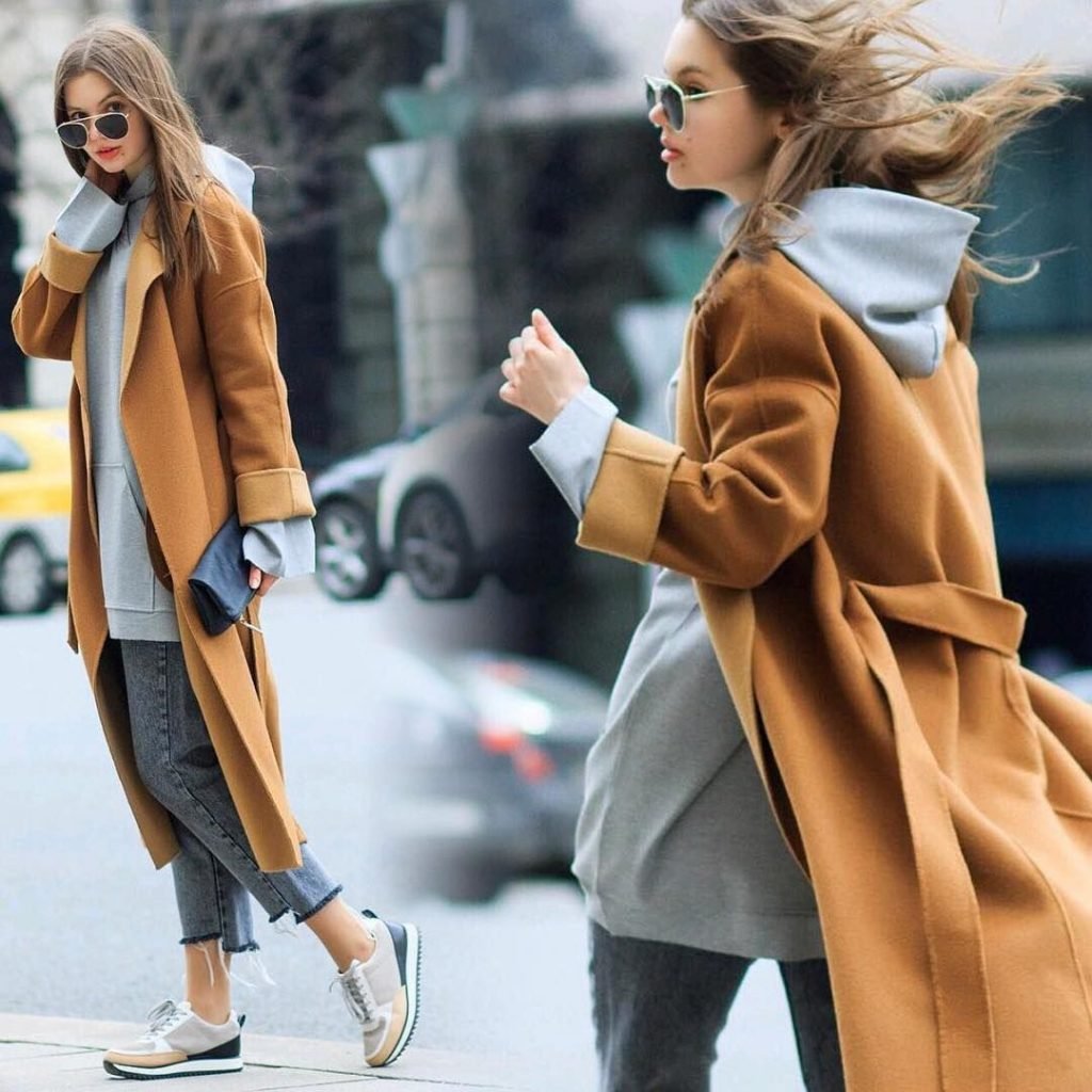 Спортивный костюм женский