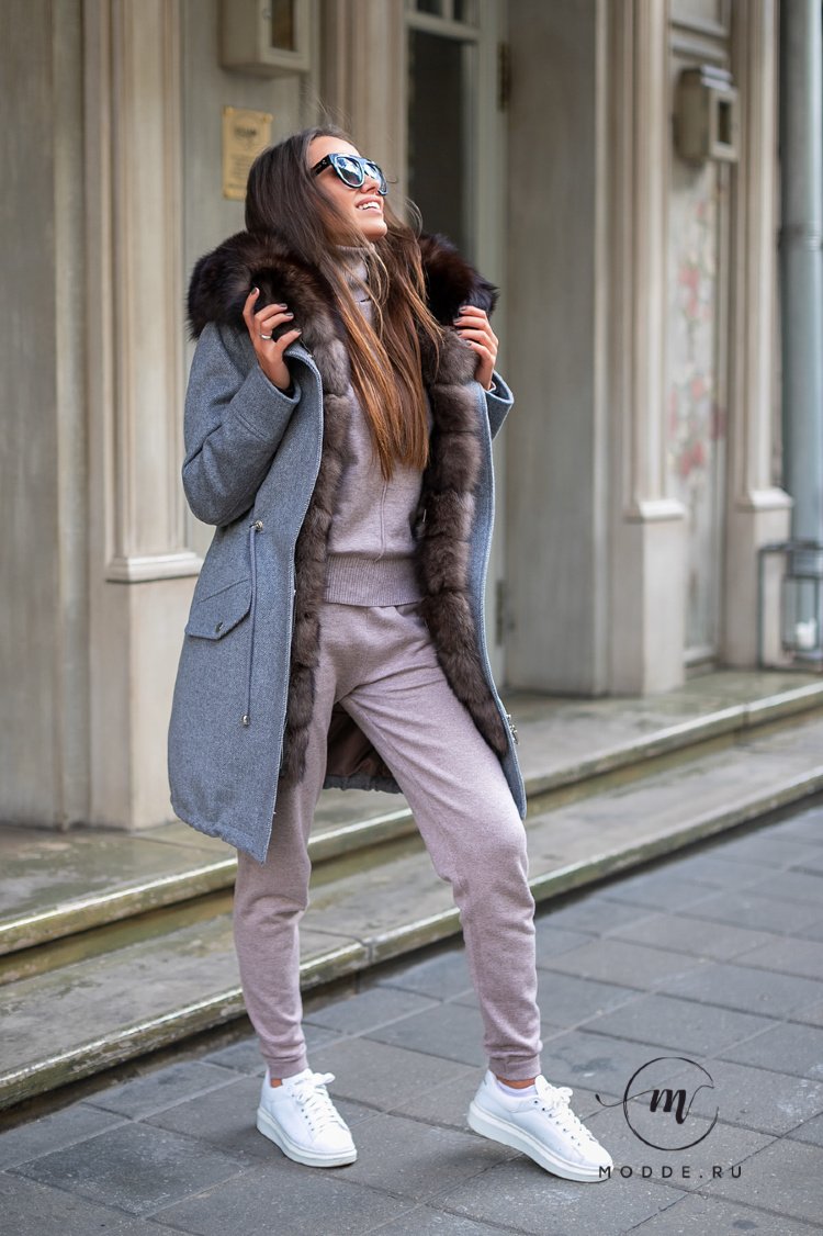 Бежевый тренч стрит стайл