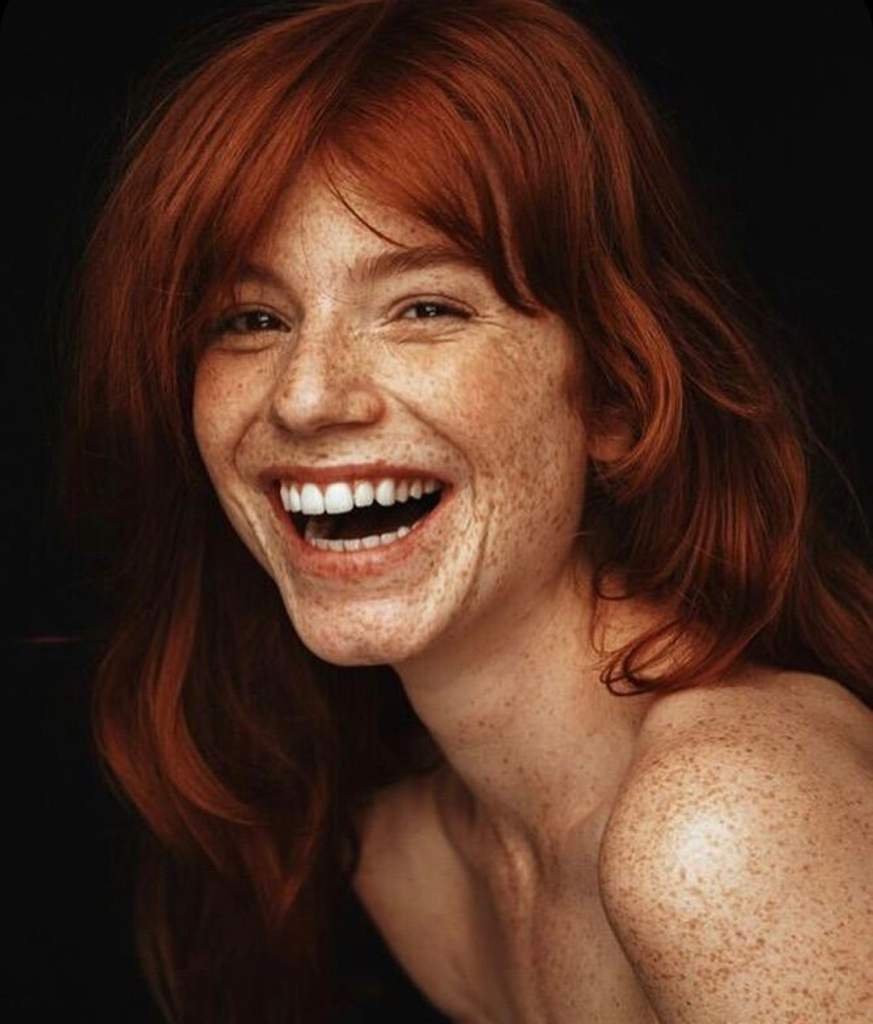 Лука холлестейл