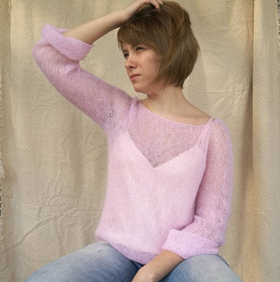 Кофта с паутиной