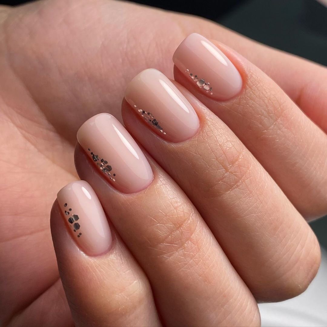 Шеллак нюдовый френч