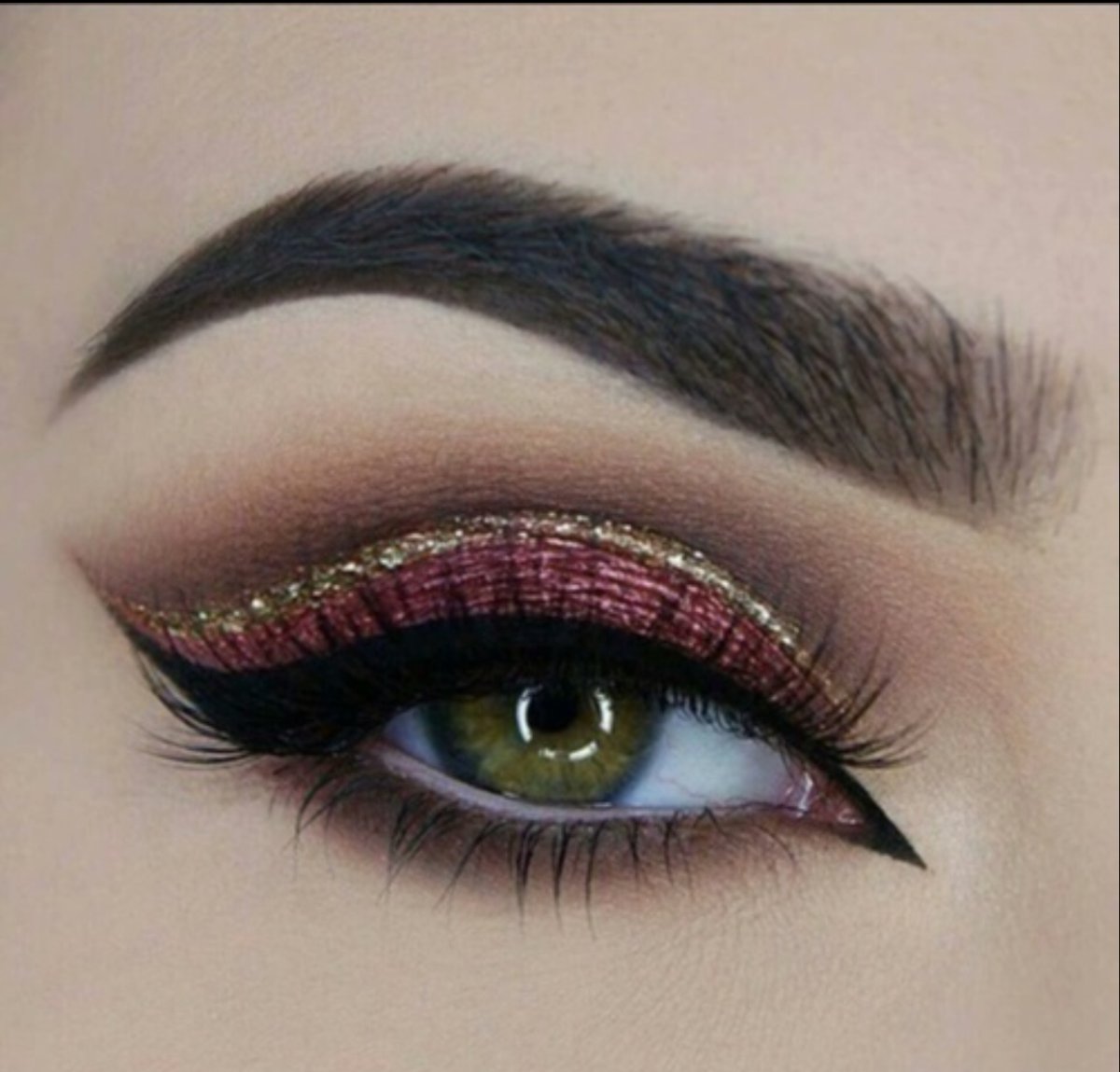 Макияж Смоки айс для серых глаз