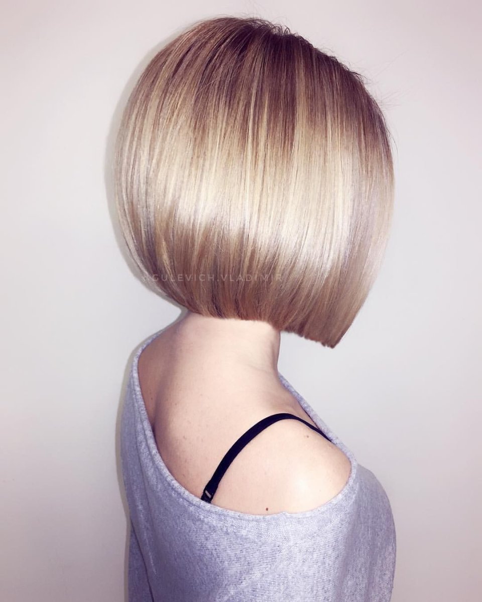 Боб каре с удлинением затылок