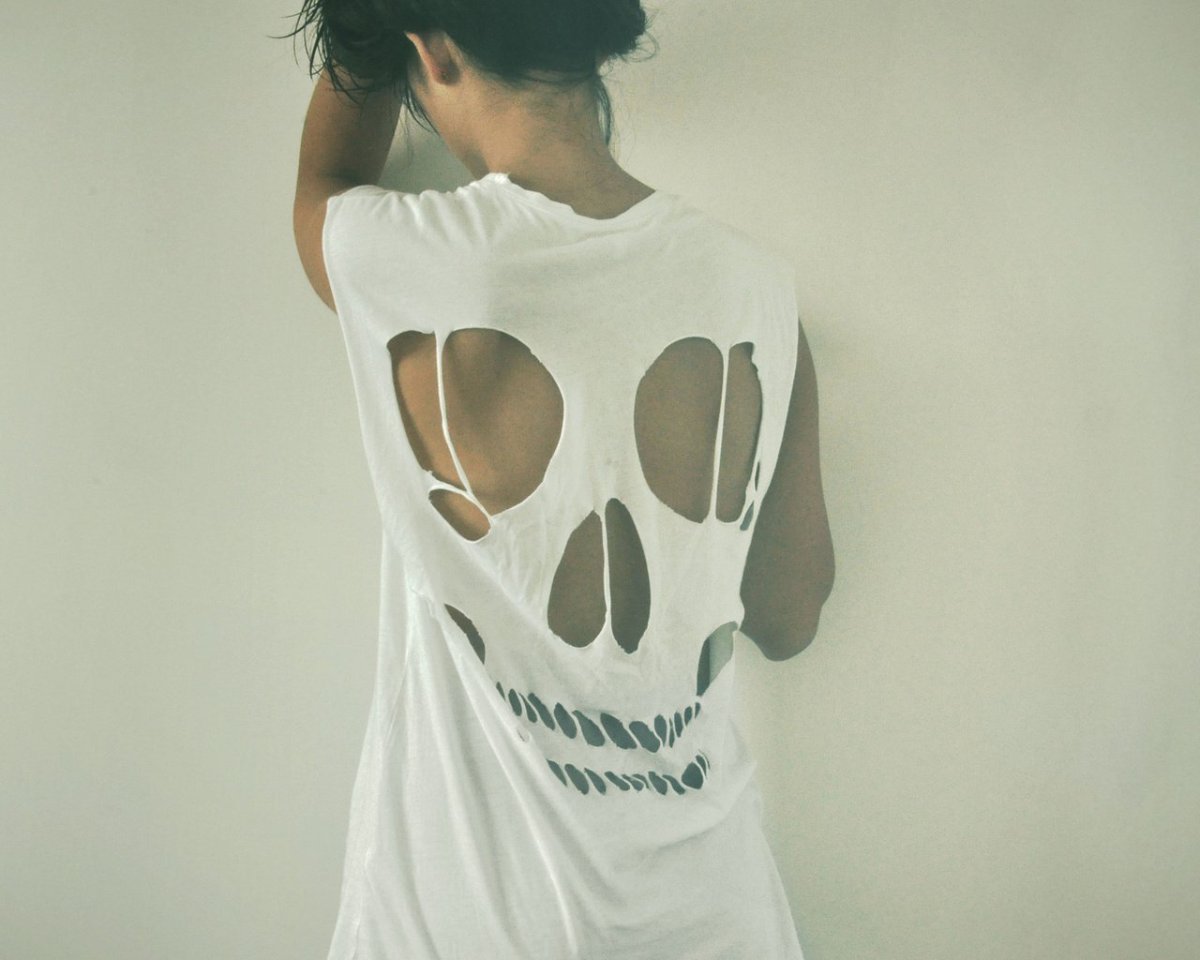 Толстовка со скелетом