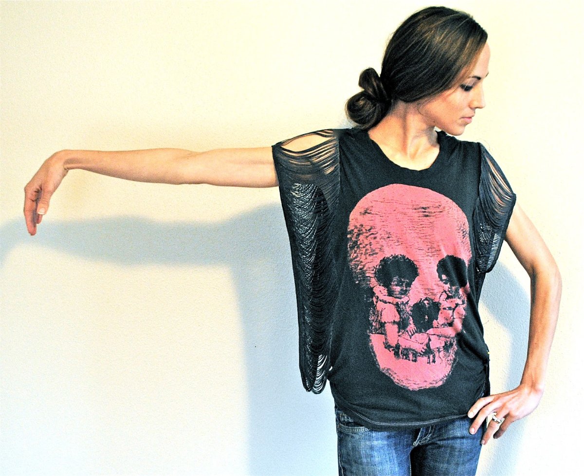 Модные футболки