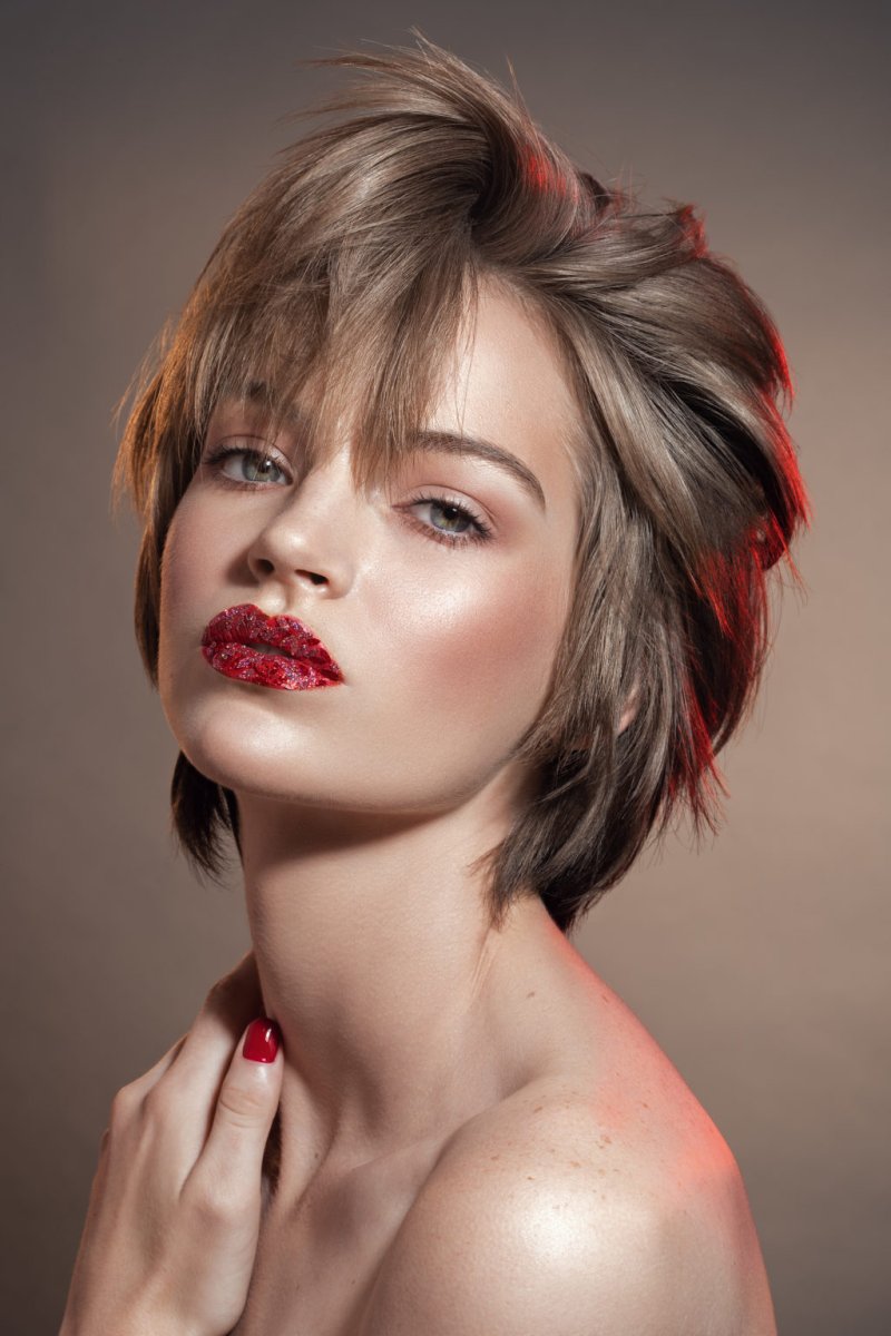 Рок стиль и короткая стрижка