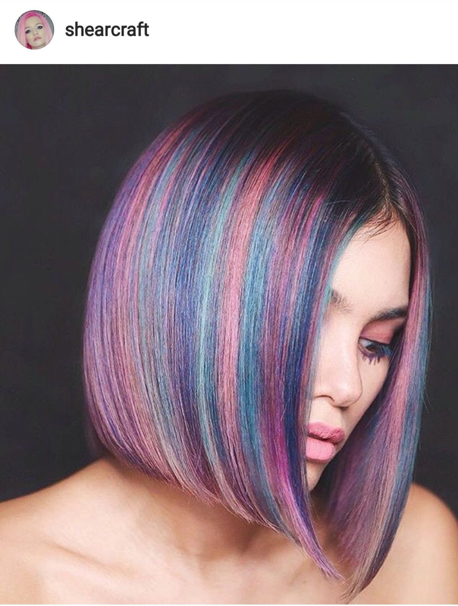 Красные пряди