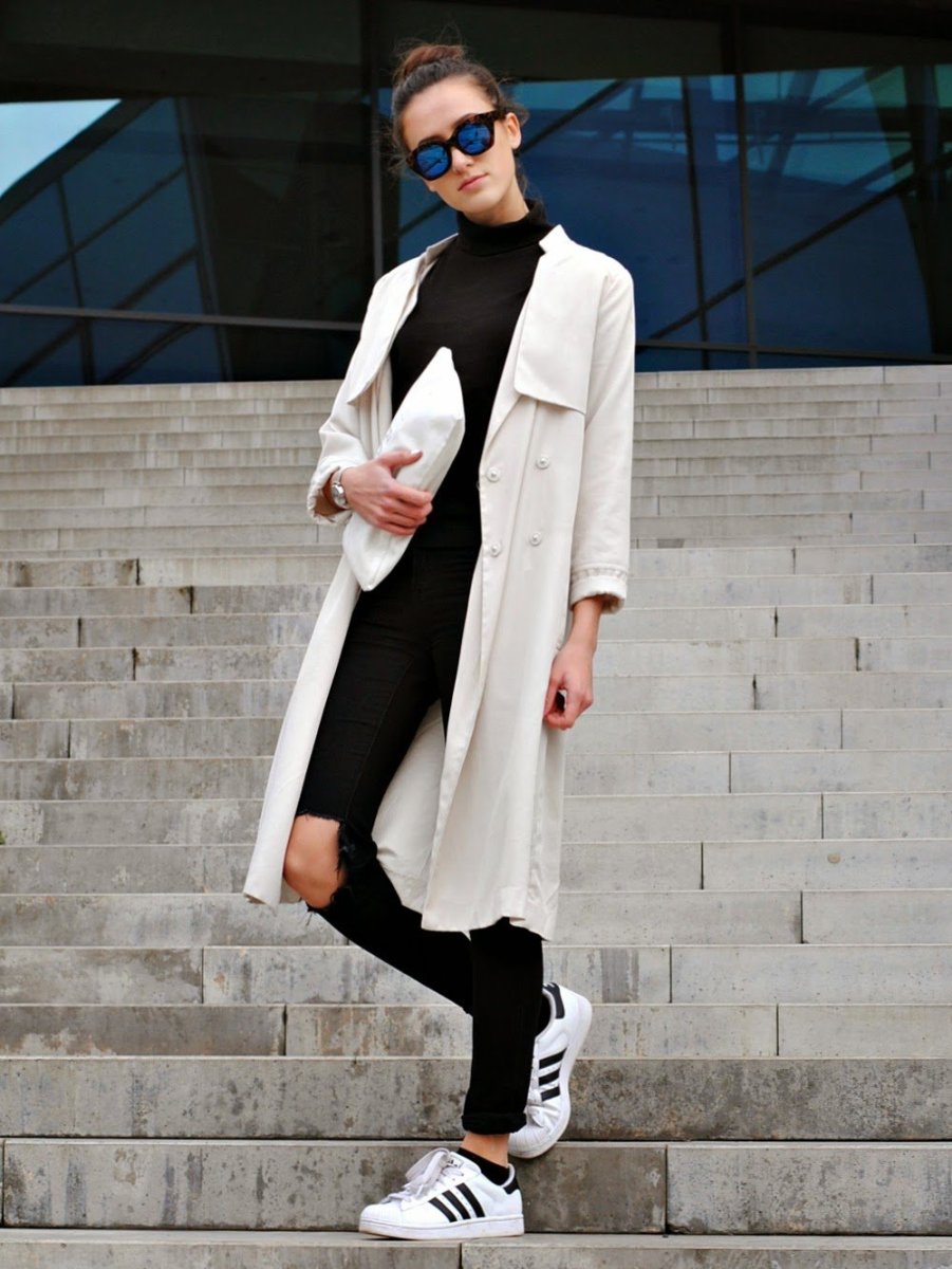 Пальто в спортивном стиле