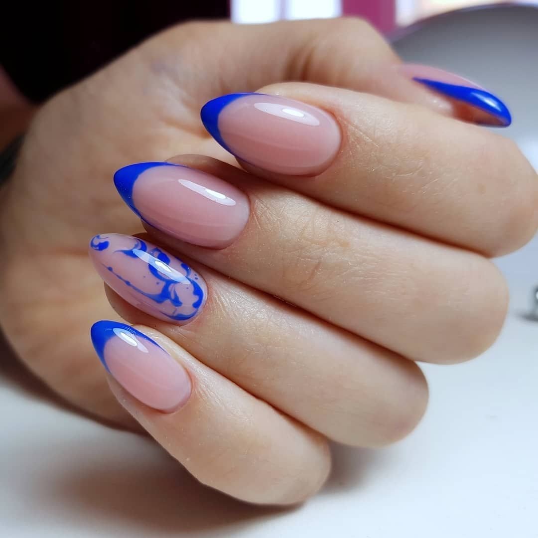 Синий френч на молочной базе