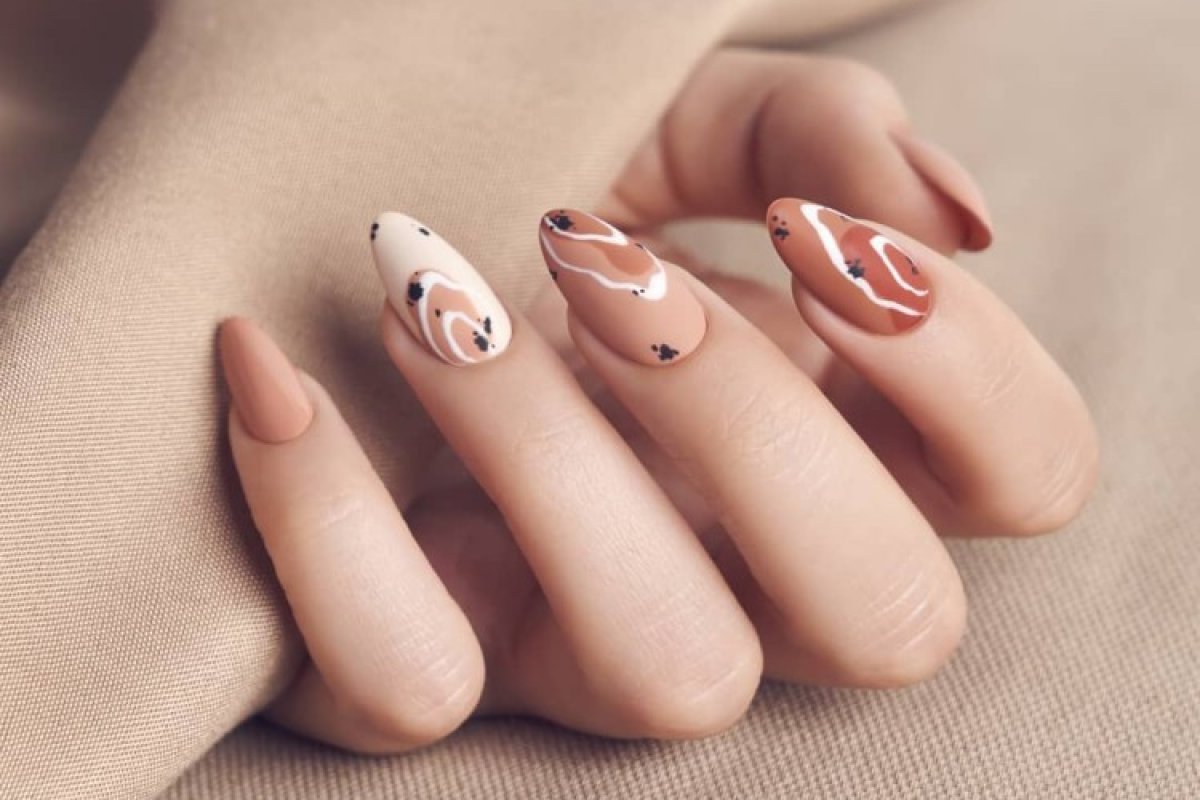 Ногти миндаль 2022 нюд