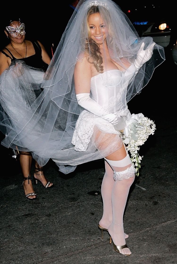 Откровенные свадебные платья