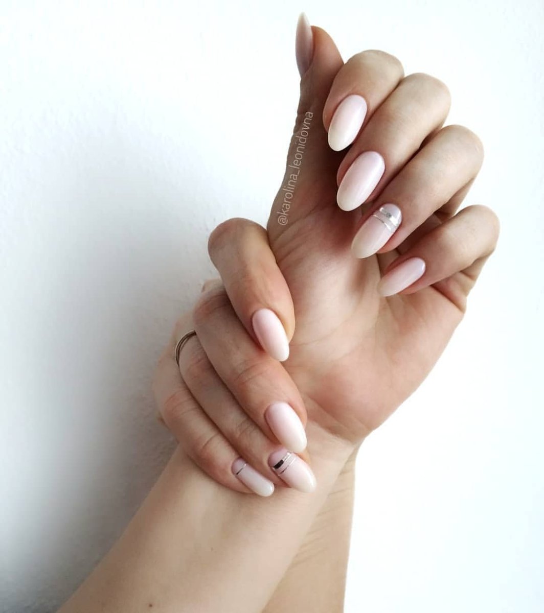 Нюдовый маникюр