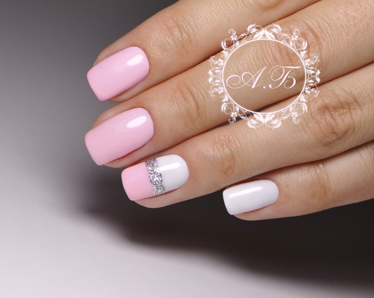 Нежный розовый френч