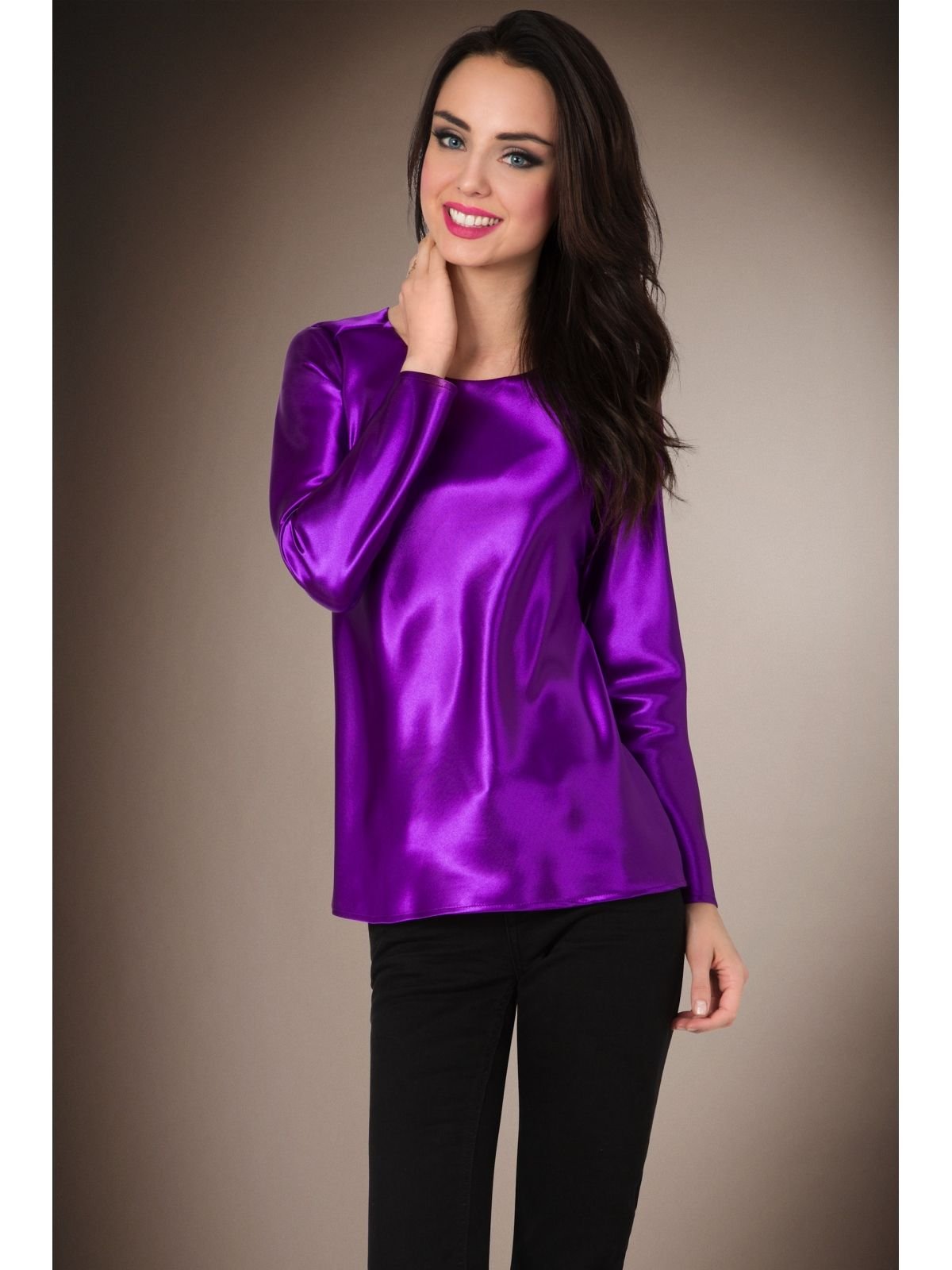 Атласная кофта. Фиолетовая блузка. Фиолетовая атласная рубашка. Фиолетовая шелковая блузка. Атласная блузка.