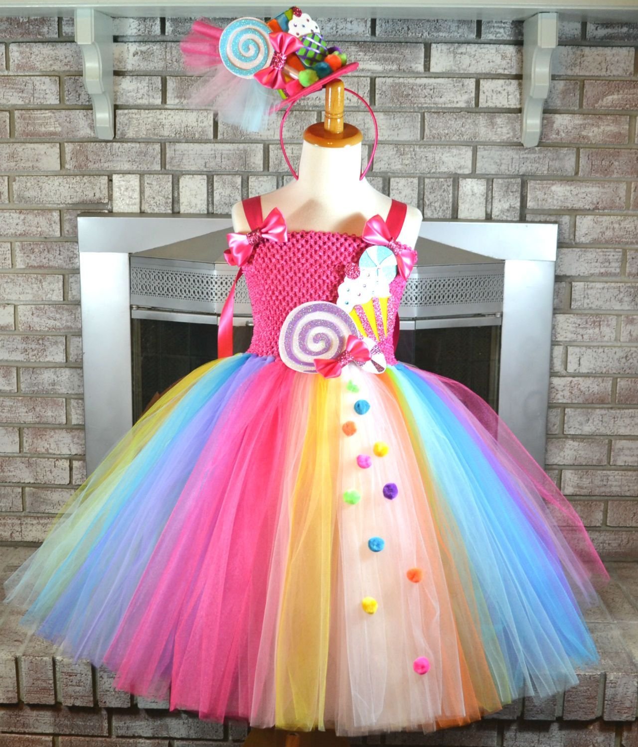 Костюм карамельки. Принцесса Карамелька костюм. Костюм Карамельки для девочки. Платье конфетка для девочки.