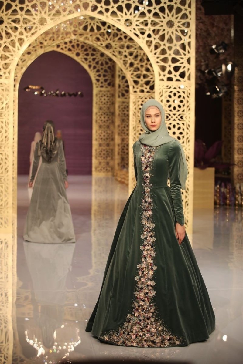 Чеченские женские платья