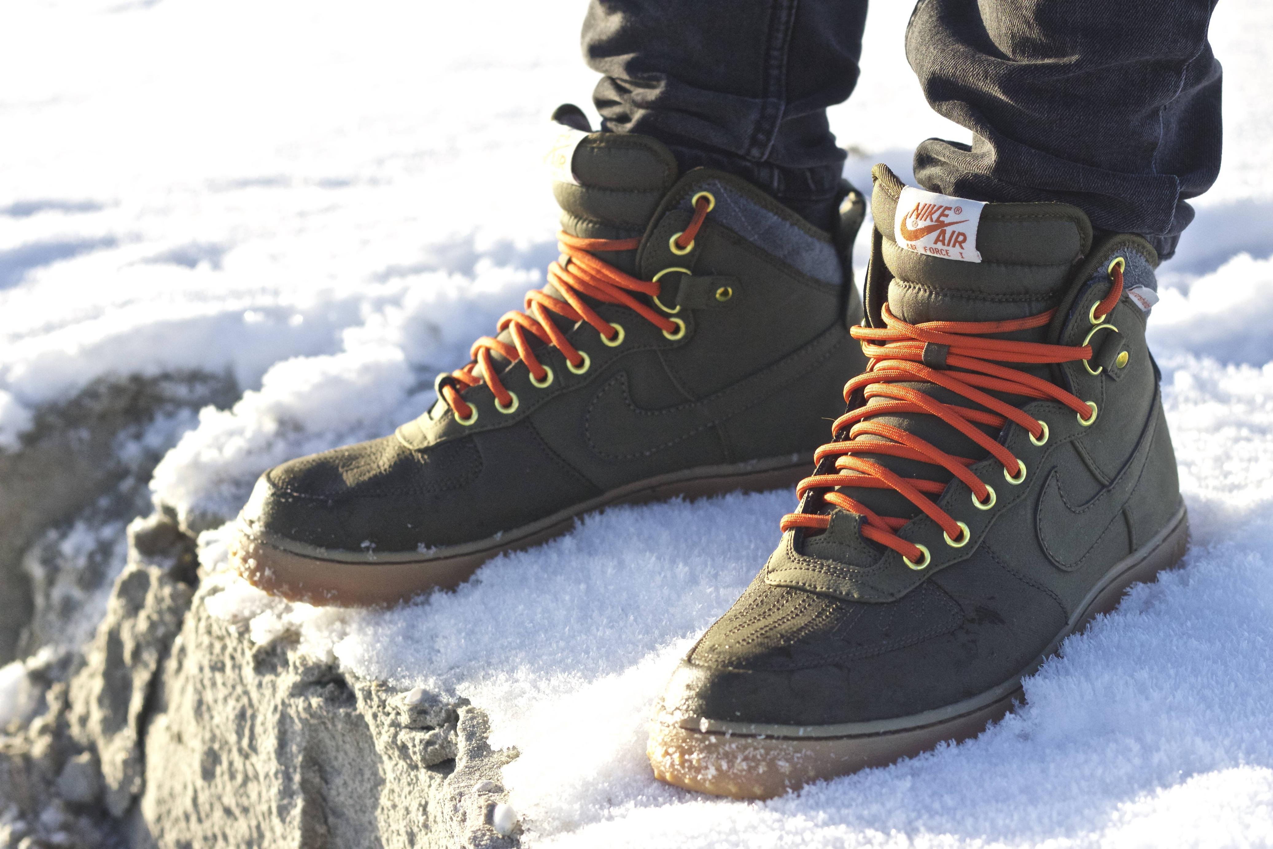 Зимние аиры. Nike Air Boots. Nike Air Force Boot. Af1 Duckboot. Кроссовки Nike Air Boot.